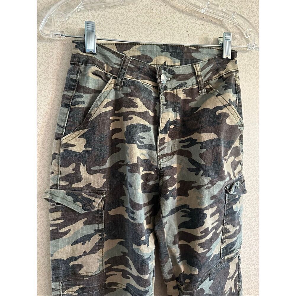 Camo stretchy jean joggers - Picture 2 of 5